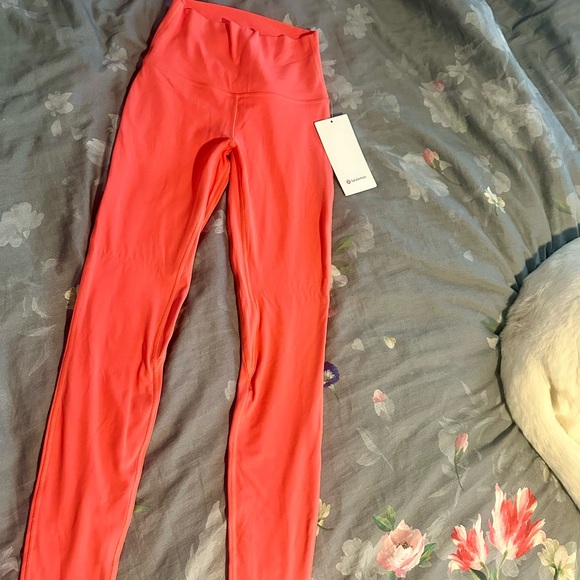 Lululemon NWT Sz 4 Align HR 28” leggings (Pale Raspberry) <3 - Picture 3 of 5